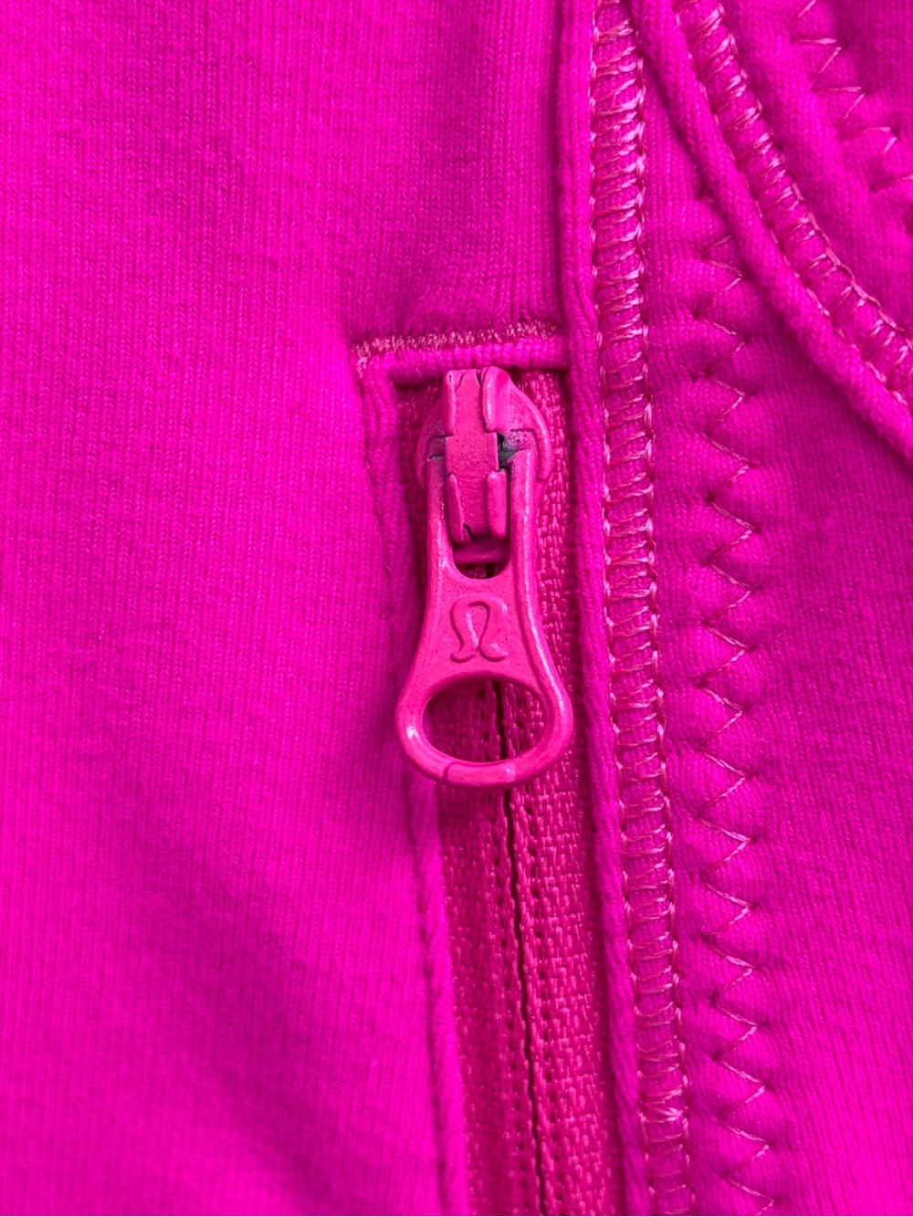Lululemon Forme Jacket in Raspberry Glo Light/Hyper Stripe Raspberry Glow Light - Picture 8 of 16